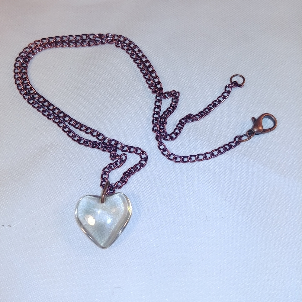 Purple tone chain necklace w/ Clear heart pendant